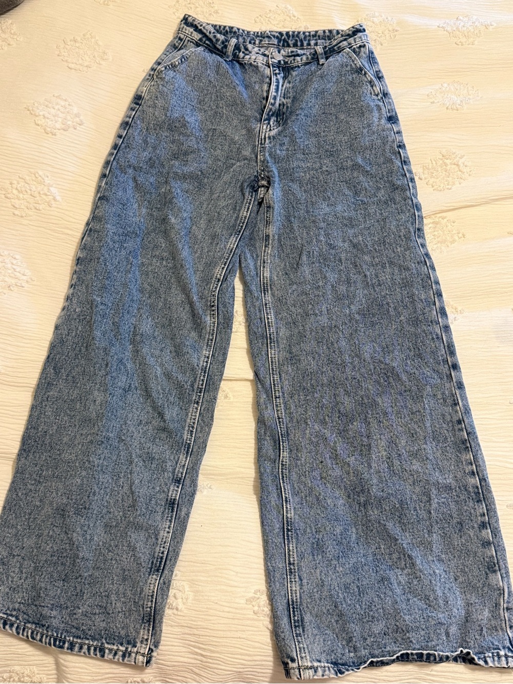 SHEIN Light and Dark Blue Acid-Wash Jeans